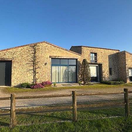 Chambres D'Hotes Les Laitieres Beaurepaire  Εξωτερικό φωτογραφία